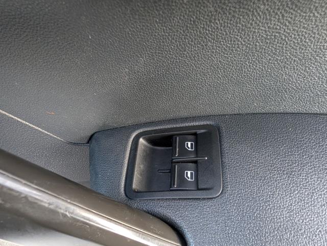 2018 Volkswagen Caddy 2.0 Tdi Bluemotion Tech 102Ps Trendline [Ac] Van (GF68VKG) Image 15