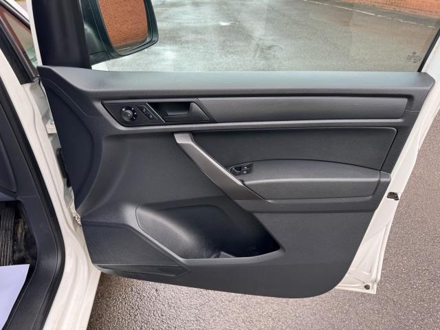 2018 Volkswagen Caddy 2.0 Tdi Bluemotion Tech 102Ps Startline Van Euro 6 (GF68XHY) Image 13