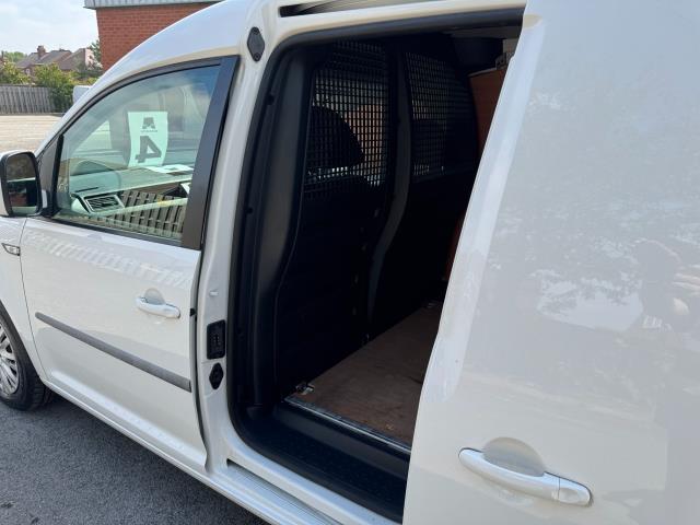 2018 Volkswagen Caddy 2.0 Tdi Bluemotion Tech 102Ps Trendline [Ac] Van (GF68XXC) Image 44