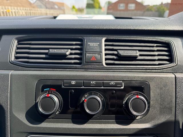 2018 Volkswagen Caddy 2.0 Tdi Bluemotion Tech 102Ps Trendline [Ac] Van (GF68XXC) Image 29