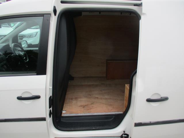 2019 Volkswagen Caddy 2.0 Tdi Bluemotion Tech 102Ps Startline Van (GF69CAV) Image 29