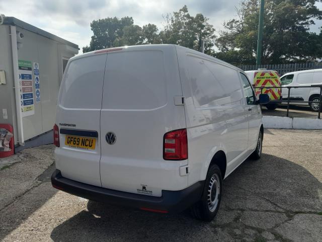 2019 Volkswagen Transporter 2.0 Tdi Bmt 102 Startline Van Euro 6 (GF69NCU) Image 11