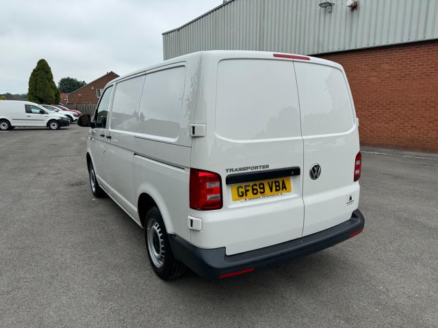 2019 Volkswagen Transporter 2.0 TDI BMT T28 SWB 102 Startline Van Euro 6 (GF69VBA) Image 7