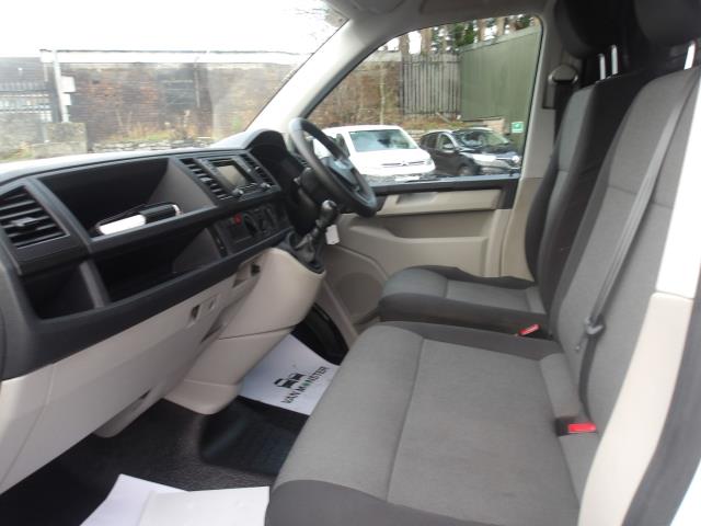2019 Volkswagen Transporter 2.0 Tdi Bmt 102 Startline Van Euro 6 (GF69VVU) Image 14