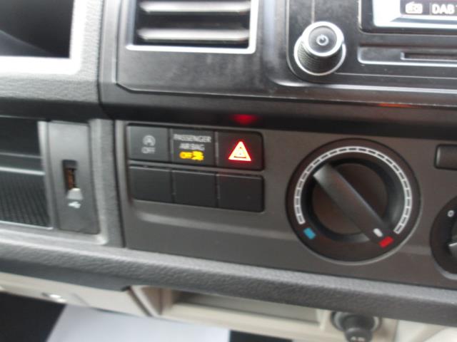 2019 Volkswagen Transporter 2.0 Tdi Bmt 102 Startline Van Euro 6 (GF69VVU) Image 29