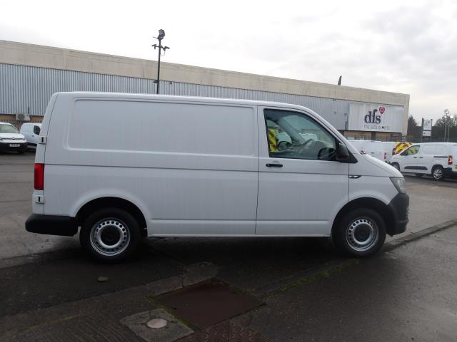 2019 Volkswagen Transporter 2.0 Tdi Bmt 102 Startline Van Euro 6 (GF69VVU) Image 8