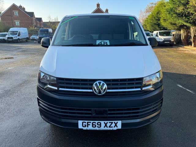 2019 Volkswagen Transporter 2.0 TDI BMT 102 Startline Van Euro 6 (GF69XZX) Image 2
