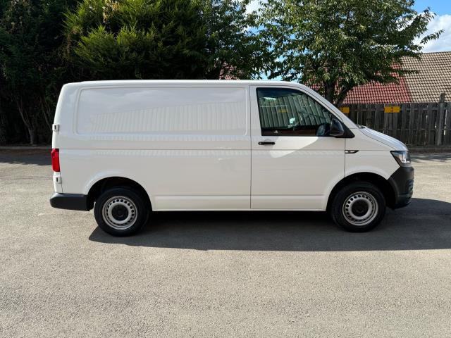 2019 Volkswagen Transporter 2.0 Tdi Bmt 102 Startline Van Euro 6 (GF69YNO) Image 10