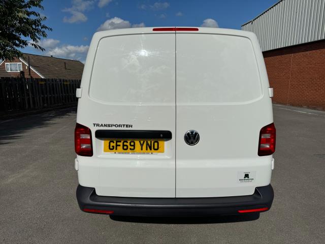 2019 Volkswagen Transporter 2.0 Tdi Bmt 102 Startline Van Euro 6 (GF69YNO) Image 8