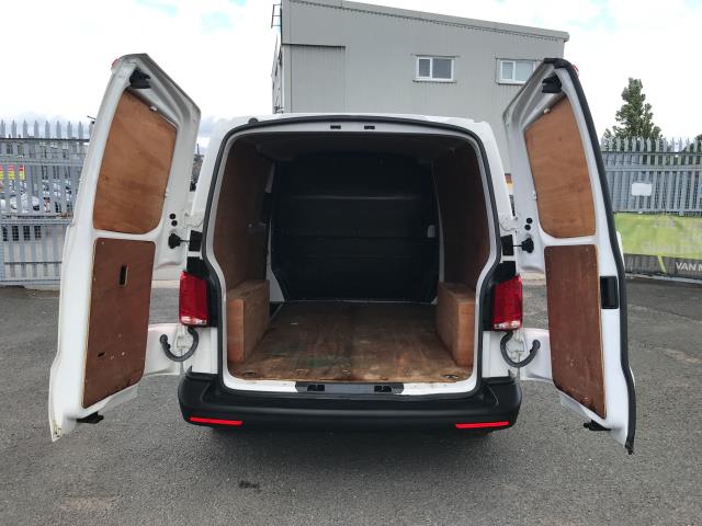 2020 Volkswagen Transporter T28 SWB STARTLINE 110PS BUSINESS  AIR CON  EURO 6 (GF70WJO) Image 27