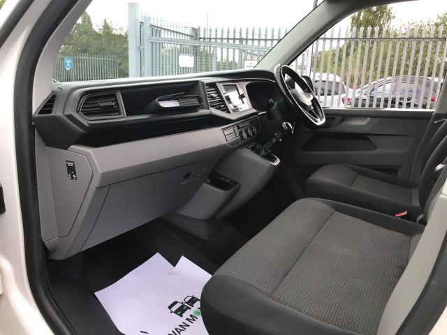 2020 Volkswagen Transporter T28 SWB STARTLINE 110PS BUSINESS  AIR CON  EURO 6 (GF70WJO) Image 22