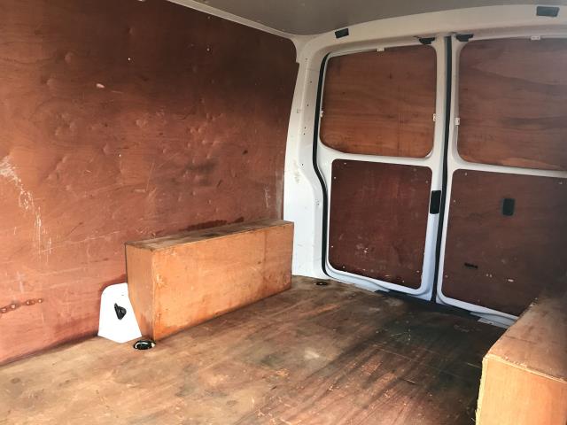 2020 Volkswagen Transporter T28 SWB STARTLINE 110PS BUSINESS  AIR CON  EURO 6 (GF70WJO) Image 12