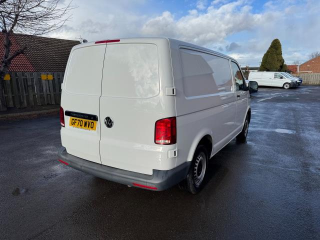 2020 Volkswagen Transporter T28 SWB STARTLINE 110PS BUSINESS  AIR CON  EURO 6 (GF70WVO) Image 9