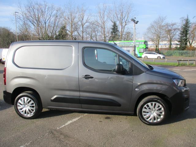 2021 Peugeot Partner 1000 1.5 Bluehdi 100 Professional Premium Van (GF71VOD) Image 3