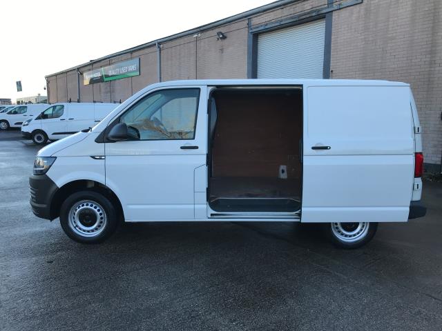 2019 Volkswagen Transporter T28 SWB 2.0TDI BMT 102PS STARTLINE EURO 6  (GH19ORJ) Image 9