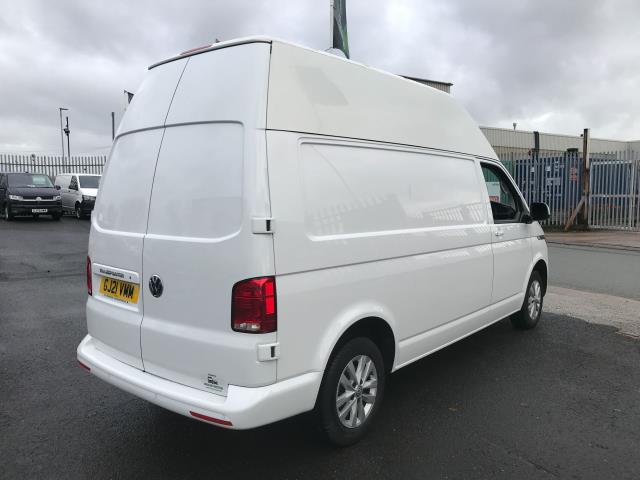 2021 Volkswagen Transporter T30 LWB HIGHLINE 110PS HIGH ROOF EURO 6 (GJ21VMM) Image 4