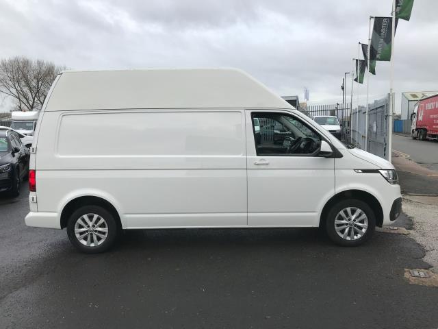 2021 Volkswagen Transporter T30 LWB HIGHLINE 110PS HIGH ROOF EURO 6 (GJ21VMM) Image 6