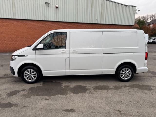 2021 Volkswagen Transporter 2.0 TDI 110 Highline Van (GJ21VMP) Image 6