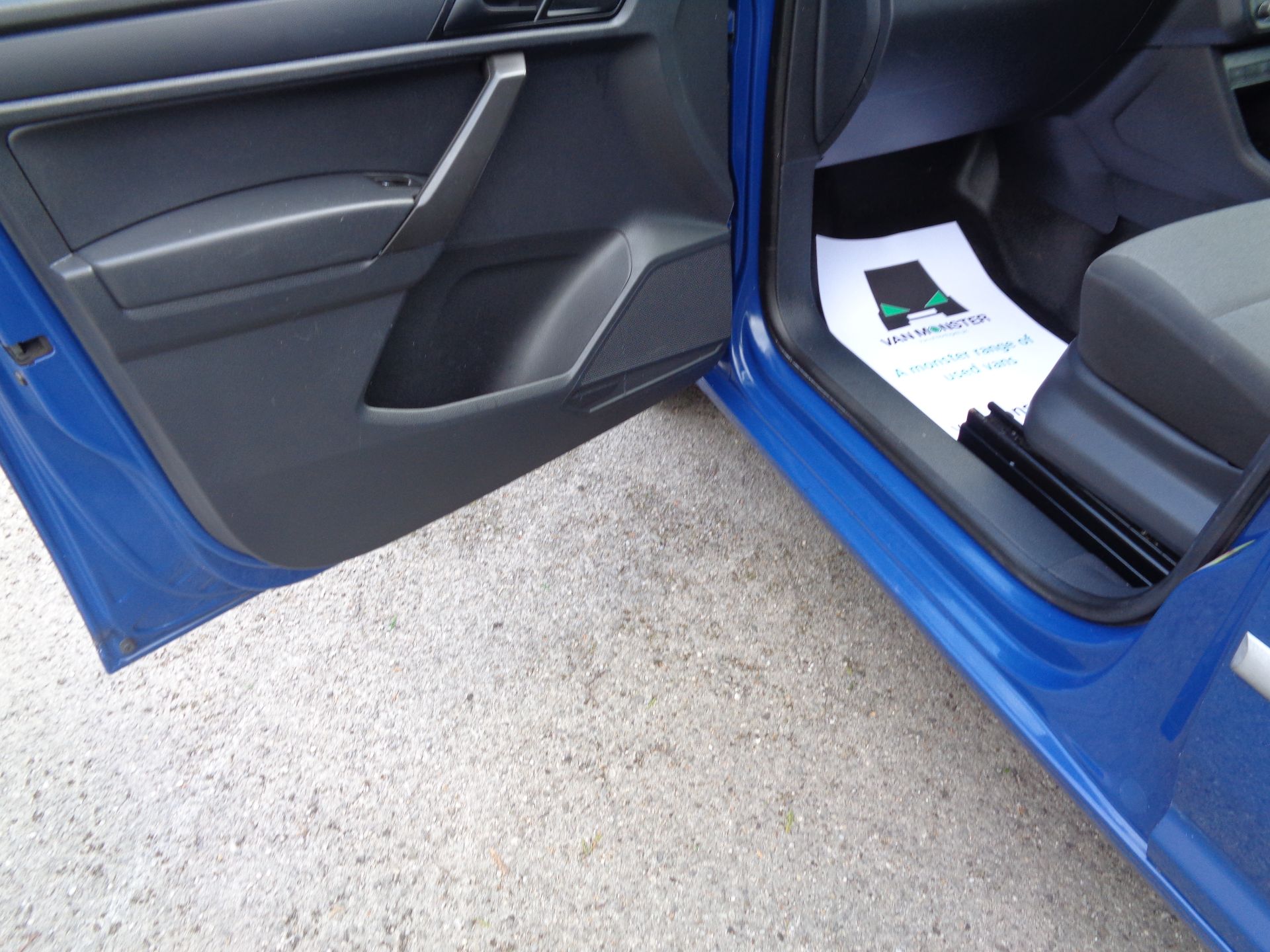 2017 Volkswagen Caddy  2.0 Tdi Bluemotion Tech 102Ps Startline Van Euro 6 *70 MPH RESTRICTED* (GJ67CXN) Thumbnail 31