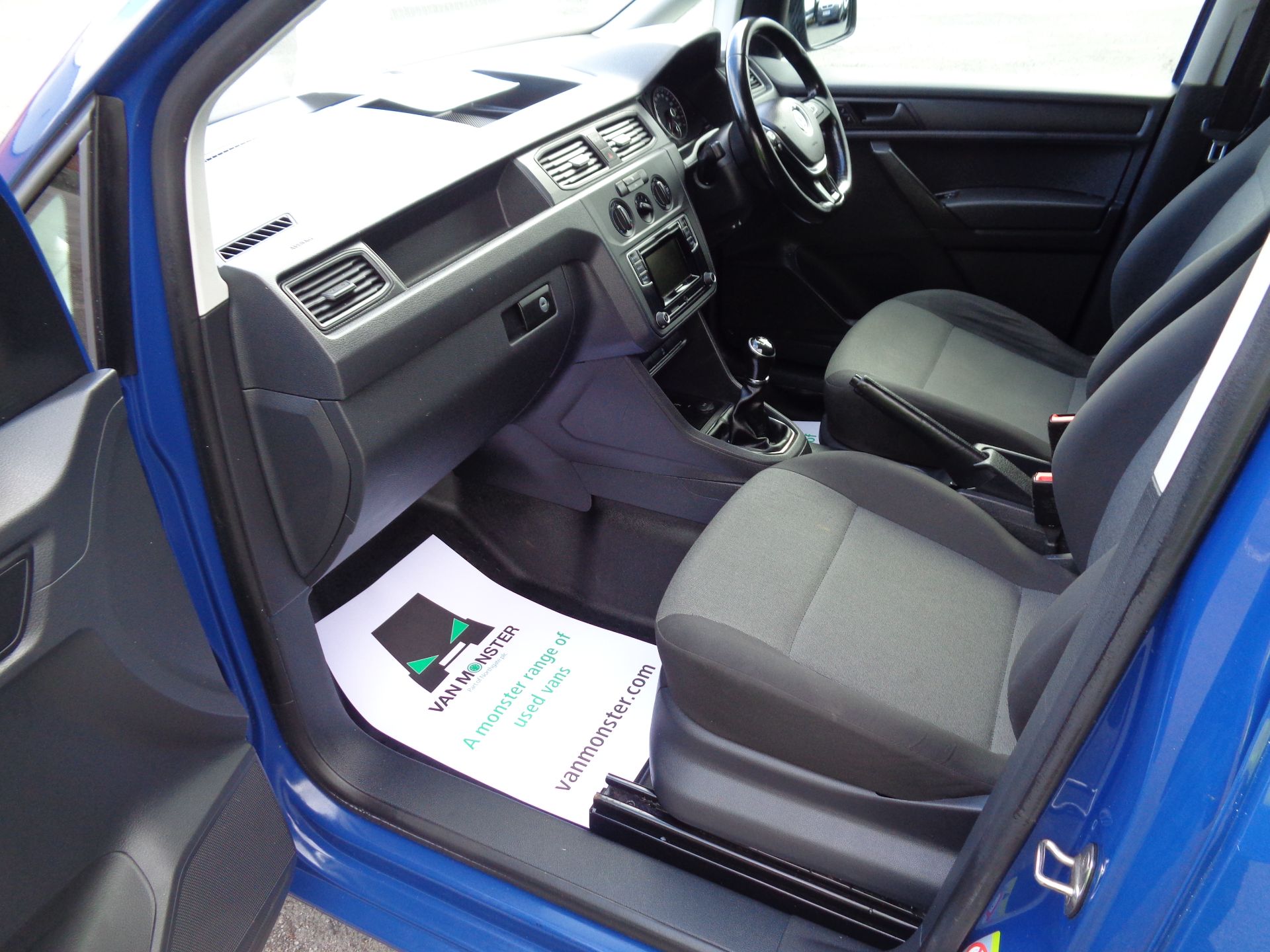 2017 Volkswagen Caddy  2.0 Tdi Bluemotion Tech 102Ps Startline Van Euro 6 *70 MPH RESTRICTED* (GJ67CXN) Thumbnail 28