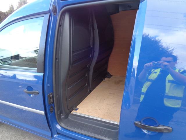 2017 Volkswagen Caddy 2.0 Tdi Bluemotion Tech 102Ps Startline Van Euro 6 *70 MPH RESTRICTED (GJ67CXN) Image 36