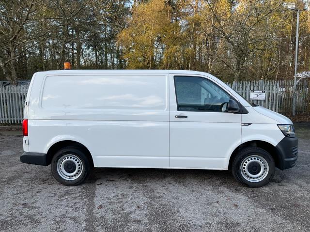 2019 Volkswagen Transporter 2.0 Tdi Bmt 102 Startline Van Euro 6 (GJ69BFP) Image 13