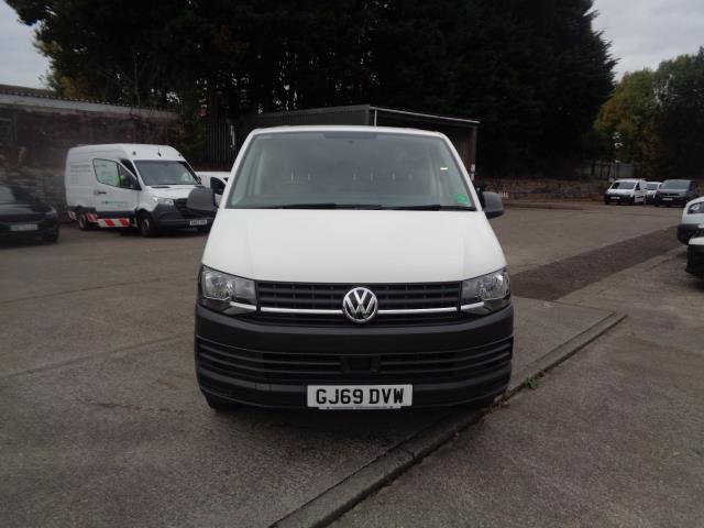 2019 Volkswagen Transporter 2.0 Tdi Bmt 102 Startline Van Euro 6 (GJ69DVW) Image 3