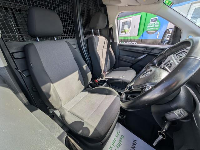 2019 Volkswagen Caddy 2.0 Tdi Bluemotion Tech 102Ps Startline Van (GJ69DWL) Image 17