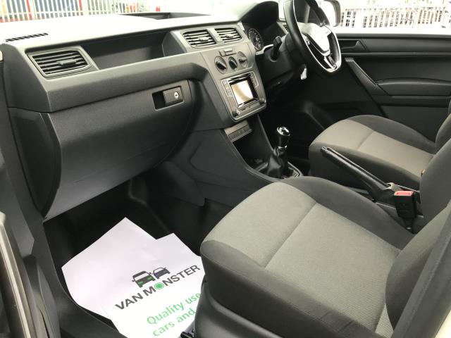 2019 Volkswagen Caddy Maxi C20 2.0TDI BLUEMOTION TECH 102PS STARTLINE EURO 6 (GJ69ODH) Image 22