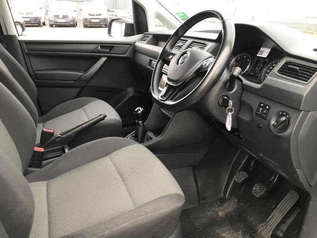 2019 Volkswagen Caddy Maxi C20 2.0TDI BLUEMOTION TECH 102PS STARTLINE EURO 6 (GJ69ODH) Image 21
