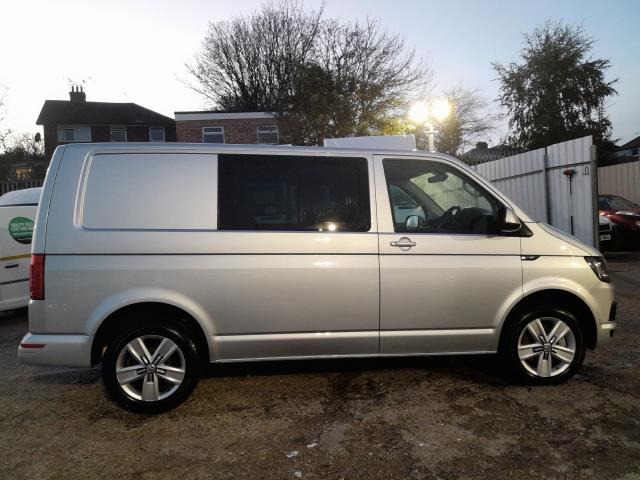 2019 Volkswagen Transporter 2.0 Tdi Bmt 150 Highline Kombi Van Dsg (GJ69VKL) Image 12