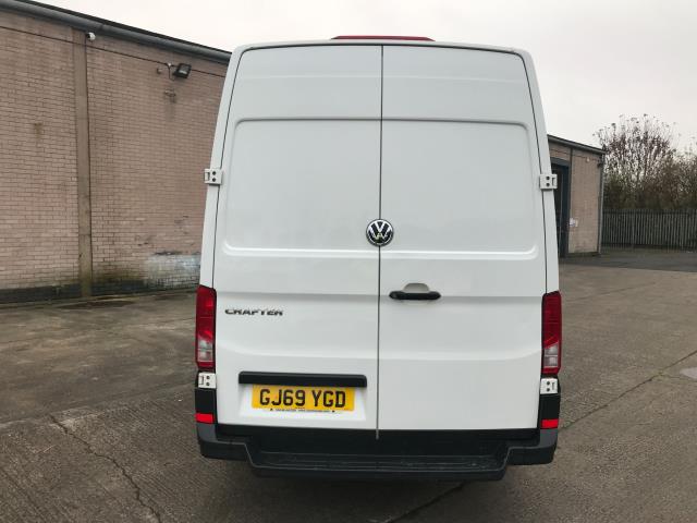 2019 Volkswagen Crafter CR35 MWB 2.0TDI 140PS HIGH ROOF STARTLINE EURO 6  (GJ69YGD) Image 24