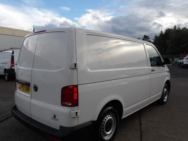 2020 Volkswagen Transporter 2.0 Tdi 110 Startline Business Van (GJ70CKO) Image 12