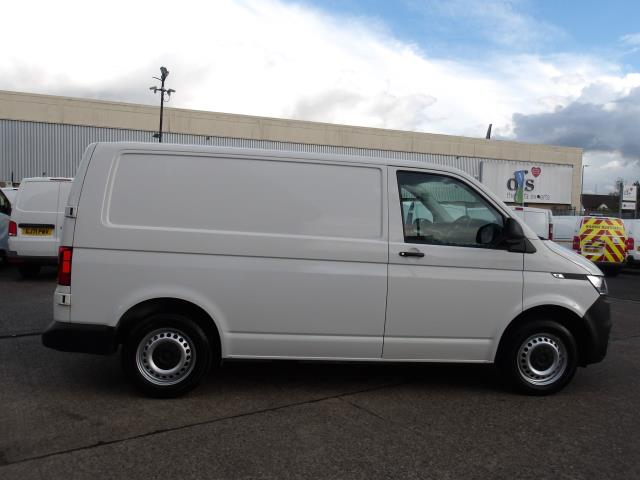 2020 Volkswagen Transporter 2.0 Tdi 110 Startline Business Van (GJ70CKO) Image 13