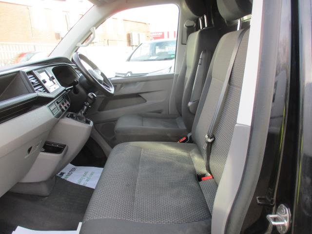 2020 Volkswagen Transporter 2.0 Tdi 150 Highline Van (GJ70YFN) Image 29