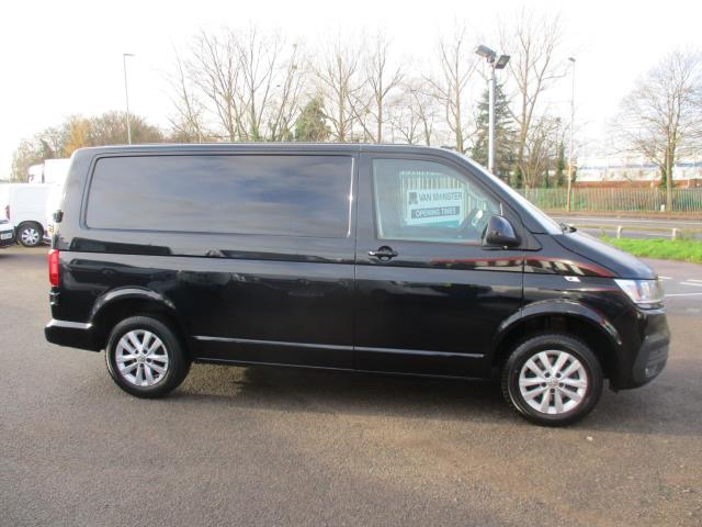 2020 Volkswagen Transporter 2.0 Tdi 150 Highline Van (GJ70YFN) Image 3