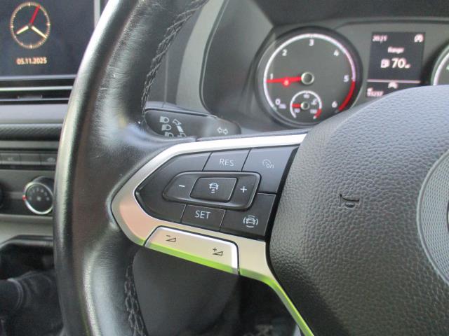 2020 Volkswagen Transporter 2.0 Tdi 150 Highline Van (GJ70YFN) Image 22