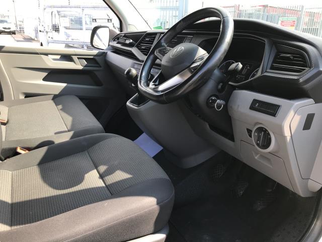 2021 Volkswagen Transporter T28 SWB STARTLINE 110PS BUSINESS  AIR CON  EURO 6 (GJ71FFS) Image 21