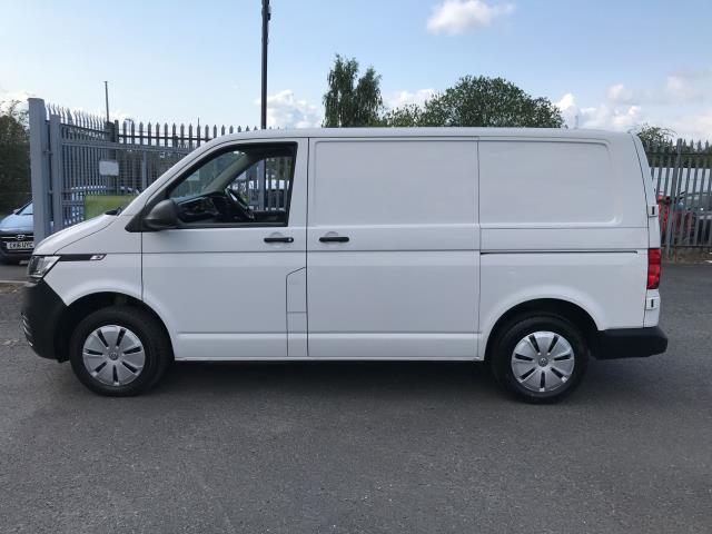 2021 Volkswagen Transporter T28 SWB STARTLINE 110PS BUSINESS  AIR CON  EURO 6 (GJ71FFS) Image 9