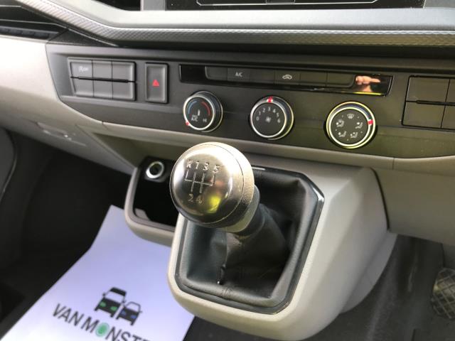 2021 Volkswagen Transporter T28 SWB STARTLINE 110PS BUSINESS  AIR CON  EURO 6 (GJ71FFS) Image 16