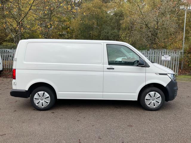 2021 Volkswagen Transporter T28 2.0 Tdi 110 Startline Business Van (GJ71OJR) Image 15