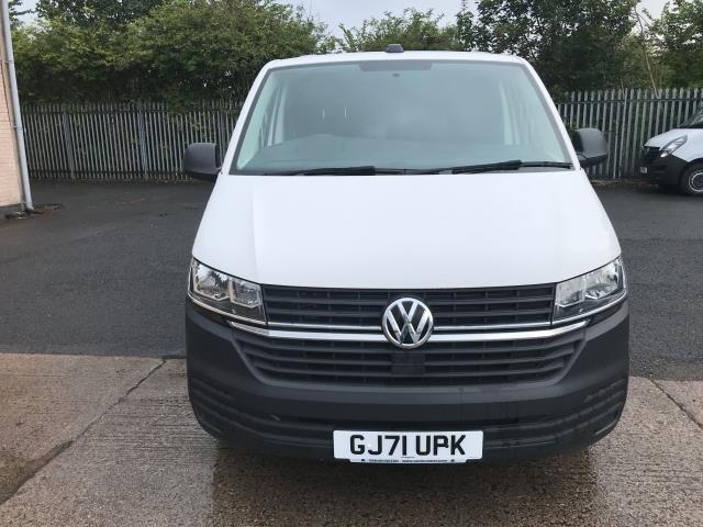 2021 Volkswagen Transporter T28 SWB STARTLINE 110PS BUSINESS  AIR CON  EURO 6 (GJ71UPK) Image 24