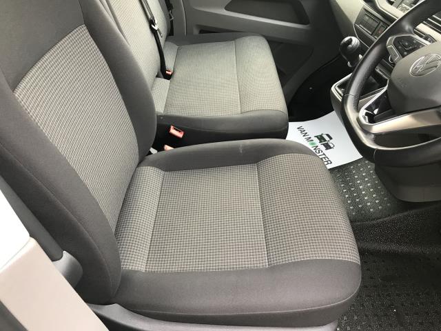 2021 Volkswagen Transporter T28 SWB STARTLINE 110PS BUSINESS  AIR CON  EURO 6 (GJ71UPK) Image 13