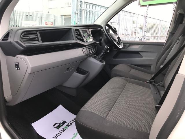 2021 Volkswagen Transporter T28 SWB STARTLINE 110PS BUSINESS  AIR CON  EURO 6 (GJ71WGO) Image 22