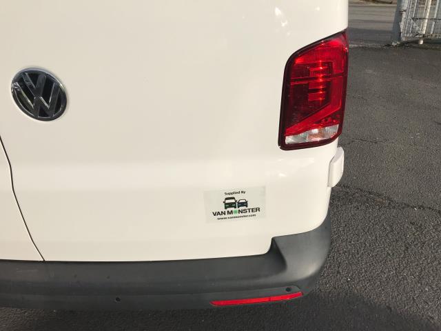 2021 Volkswagen Transporter T28 SWB STARTLINE 110PS BUSINESS  AIR CON  EURO 6 (GJ71XWS) Image 42