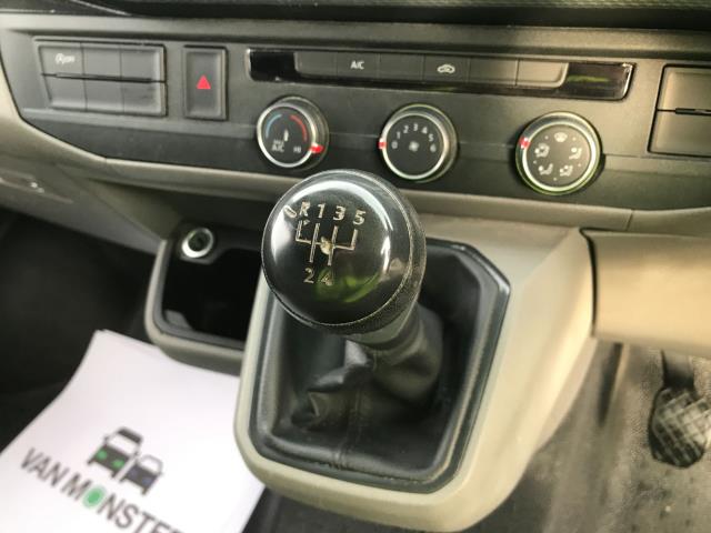 2021 Volkswagen Transporter T28 SWB STARTLINE 110PS BUSINESS  AIR CON  EURO 6 (GJ71XWS) Image 16