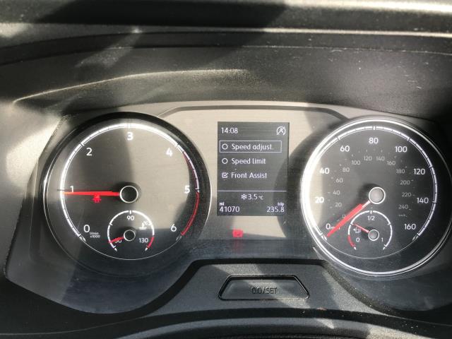 2021 Volkswagen Transporter T28 SWB STARTLINE 110PS BUSINESS  AIR CON  EURO 6 (GJ71XWS) Image 36