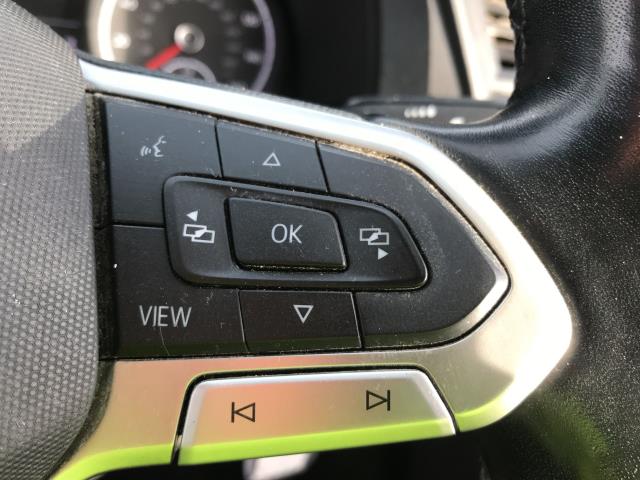 2021 Volkswagen Transporter T28 SWB STARTLINE 110PS BUSINESS  AIR CON  EURO 6 (GJ71XWS) Image 34