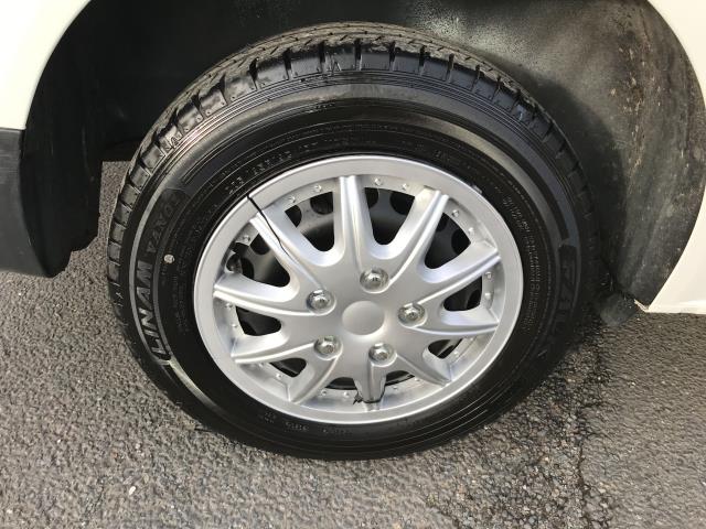 2021 Volkswagen Transporter T28 SWB STARTLINE 110PS BUSINESS  AIR CON  EURO 6 (GJ71XWS) Image 20