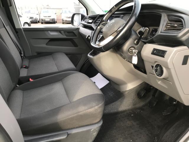 2021 Volkswagen Transporter T28 SWB STARTLINE 110PS BUSINESS  AIR CON  EURO 6 (GJ71XWS) Image 21